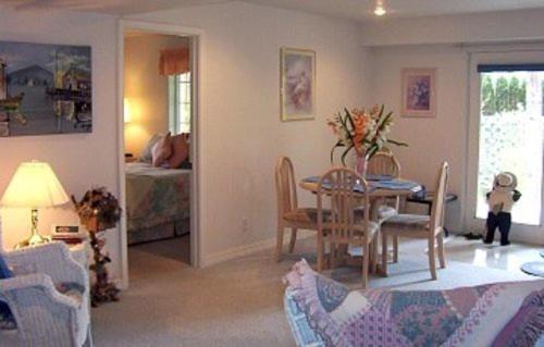 River Cove Elegant Waterfront Bed & Breakfast Post Falls Ngoại thất bức ảnh